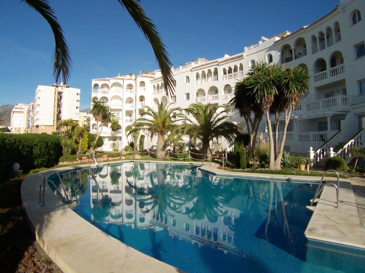 Stella Maris - Sleeps 4 Lägenhet Nerja Exteriör bild
