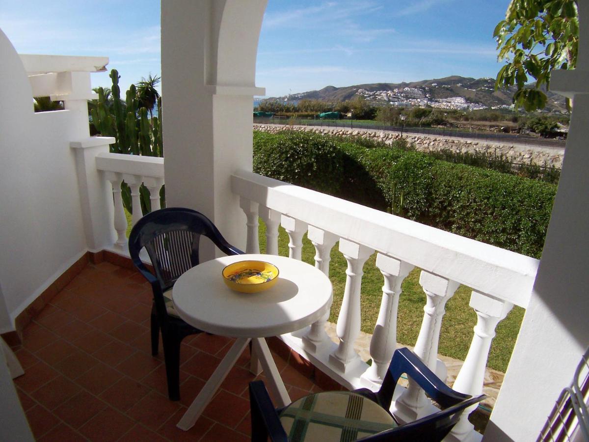 Stella Maris - Sleeps 4 Lägenhet Nerja Exteriör bild