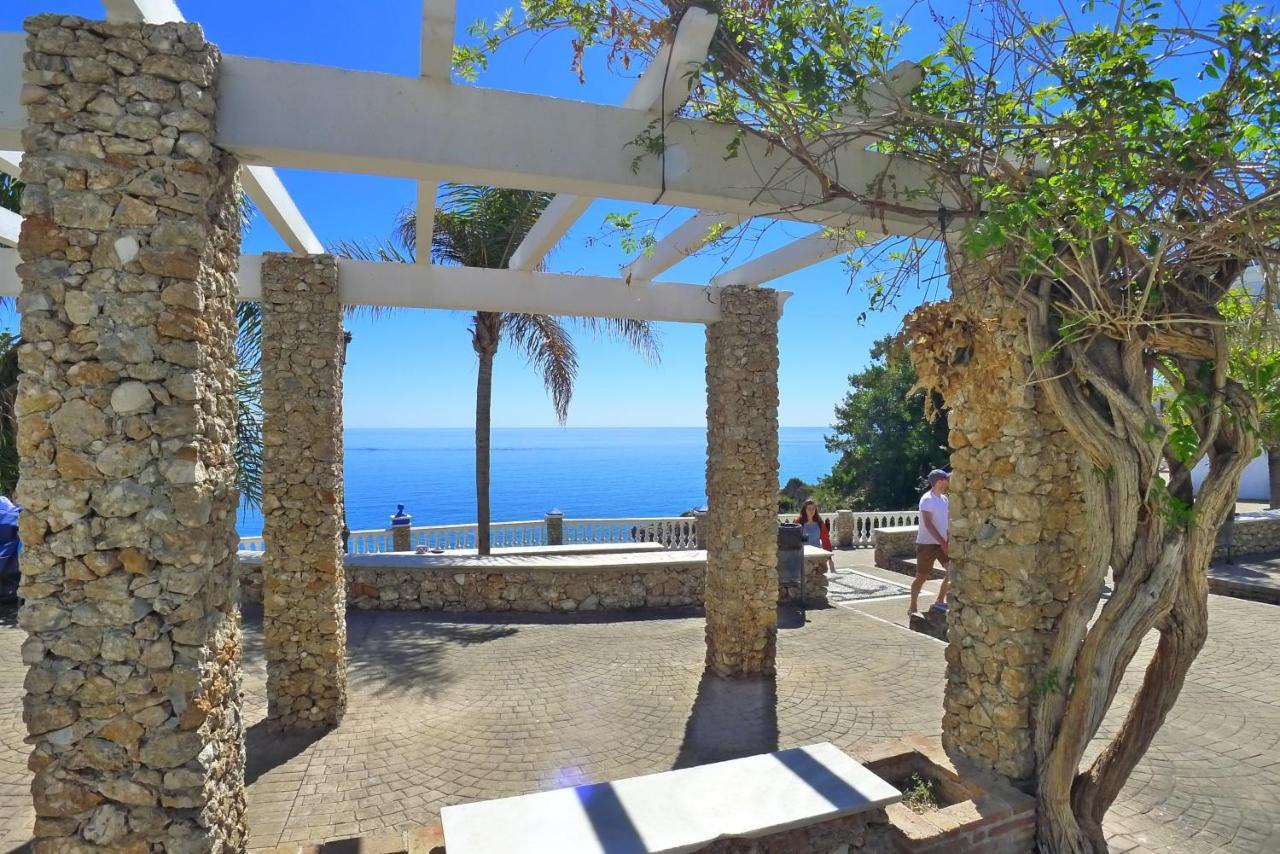 Stella Maris - Sleeps 4 Lägenhet Nerja Exteriör bild